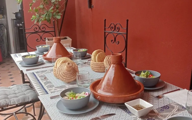 Riad étoile ocre