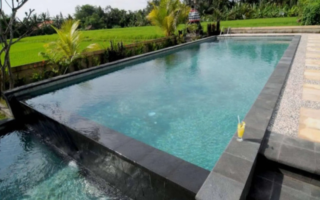 Nyoman Karsa Bungalow