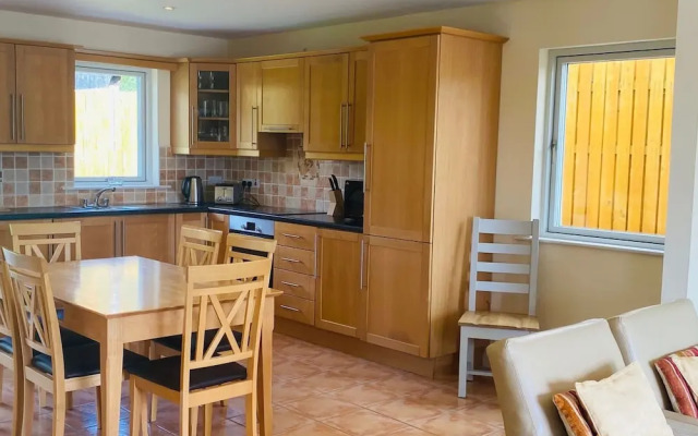 3 Bedroomed House With View of Kenmare Bay Estuary