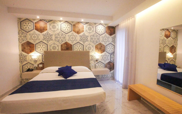 Nautilus Hotel