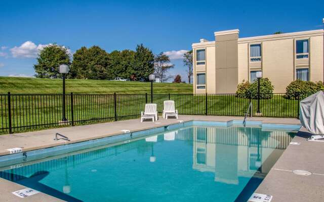 Spark by Hilton Wytheville Holston Rd I 81