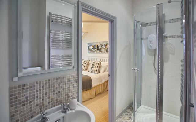 The Observatory Apartment