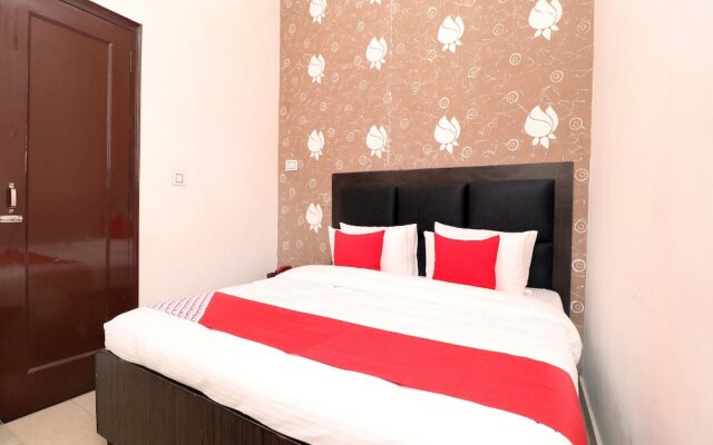 OYO 12664 Hotel Kailash Regency
