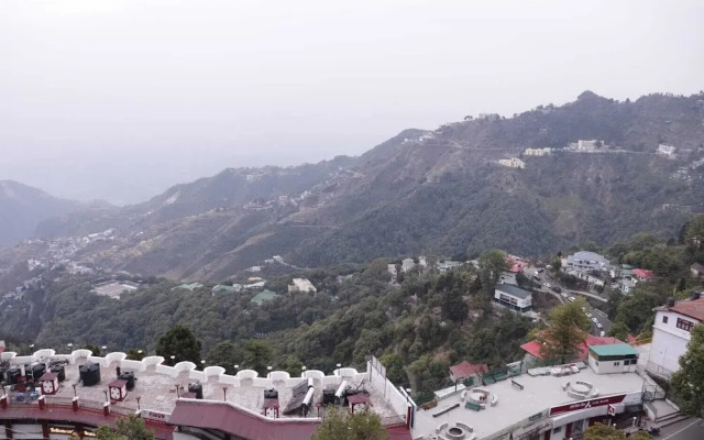 Mountain Retreat by 360 Degree