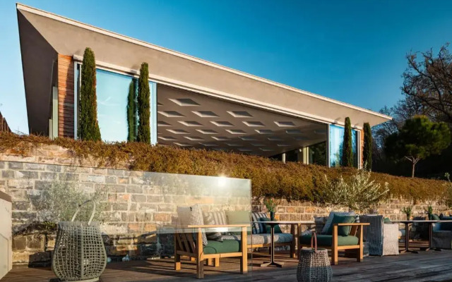 Vaya Beach Resort	