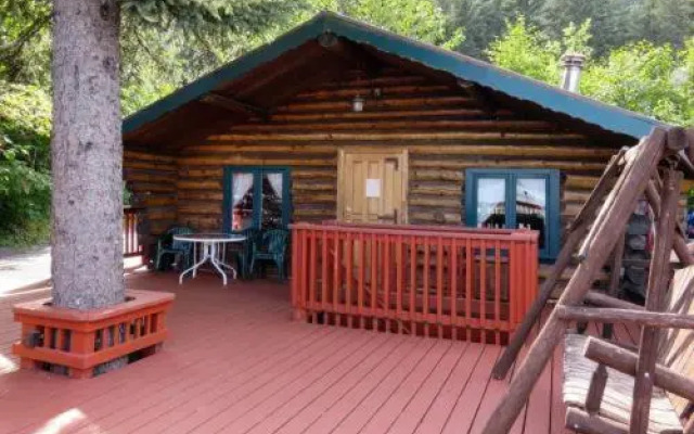 A Cabin on the Cliff
