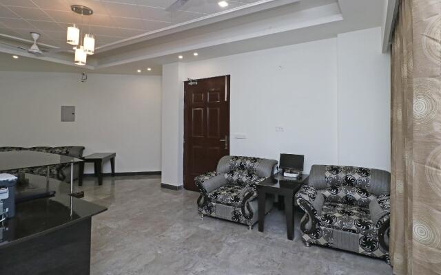 OYO 9977 Jagat Residency