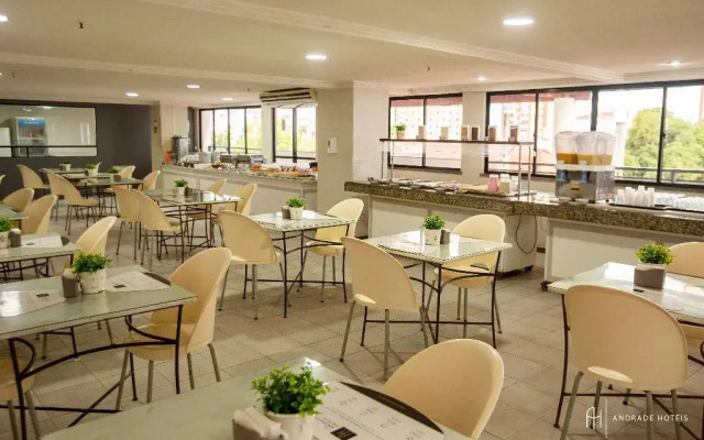 Rede Andrade Casa Blanca Hotel