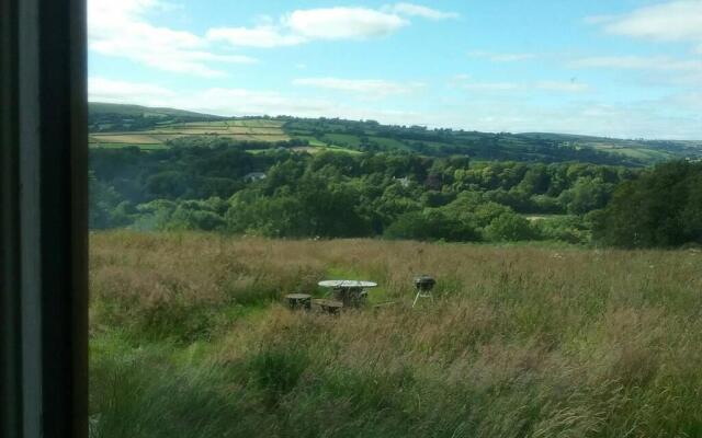 Stags View,Unique eco cabin, Dartmoor views