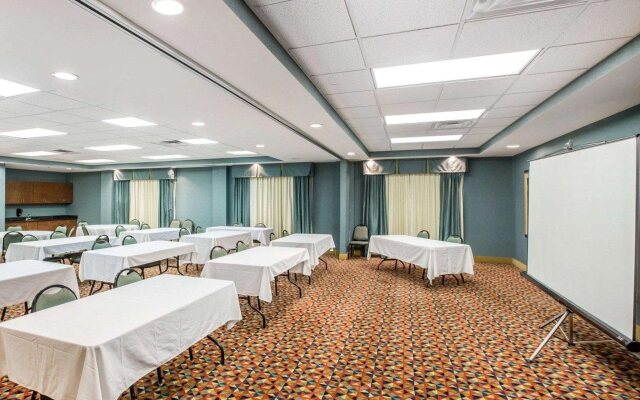 Comfort Suites Macon Northwest