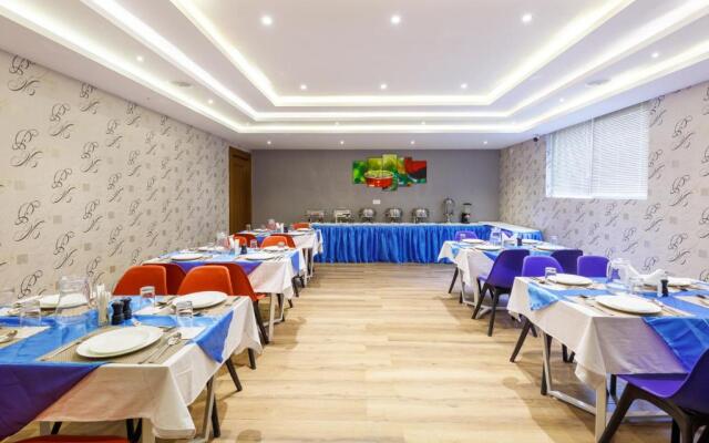 Royal Ace Boutique Hotel