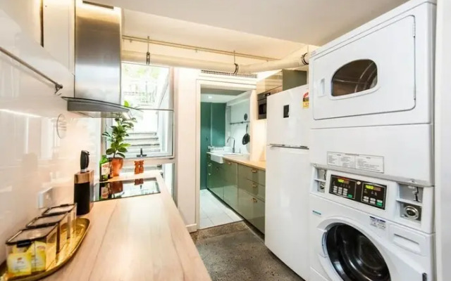 The Nest - Elegant Private Room Near The City + Roof Terrace