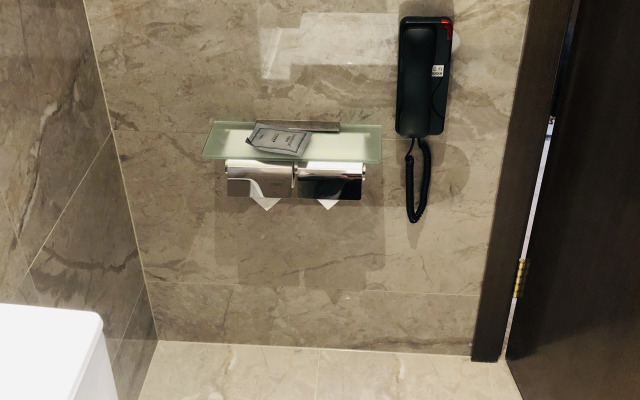 Huzhou Junchen Rezen Hotel