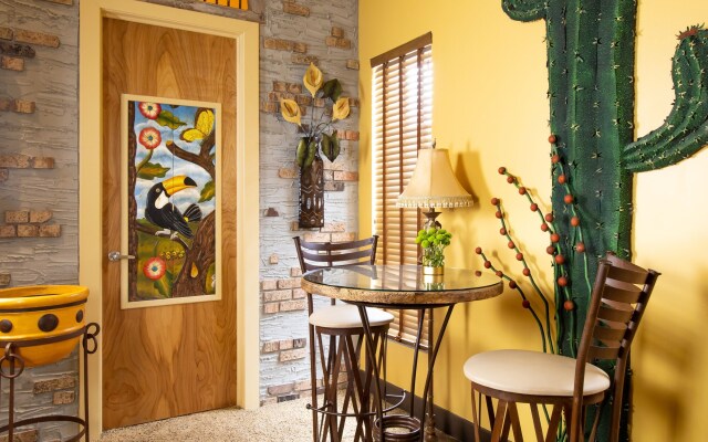 Retro Suites Hotel