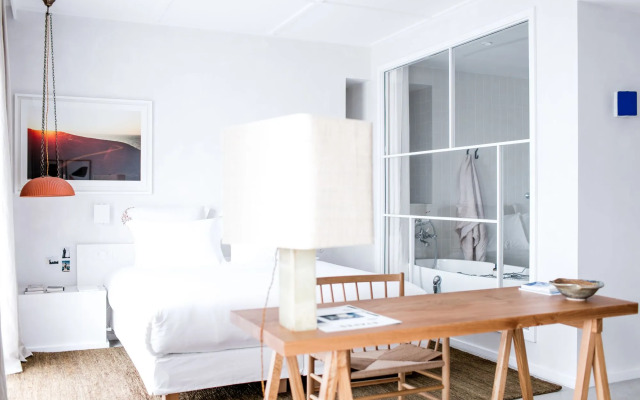 Les Roches Rouges, a Beaumier hotel