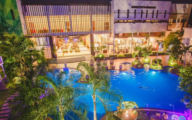 Aziza Paradise Hotel