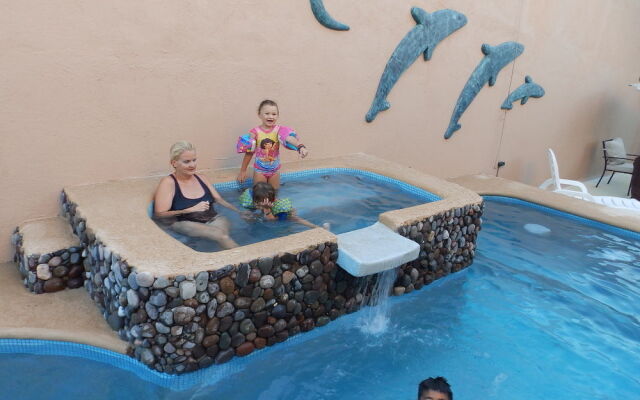 Casa Kootenay Waterfront BnB