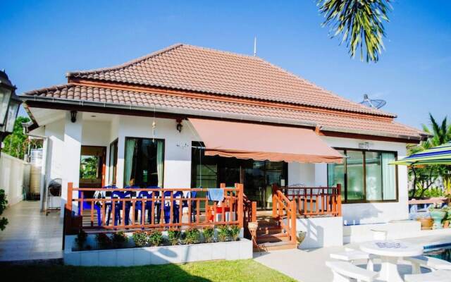 Living Private Villa by Nay