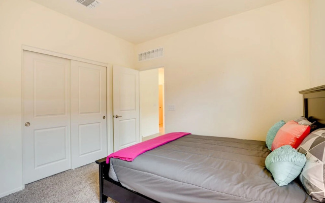 Modern Tucson Retreat w/ Patio & Community Pool!