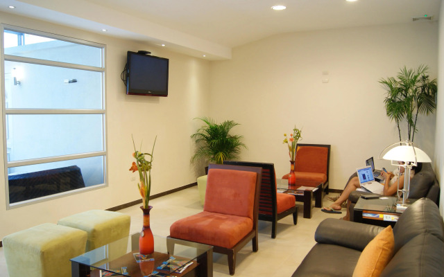 HM International Hotel