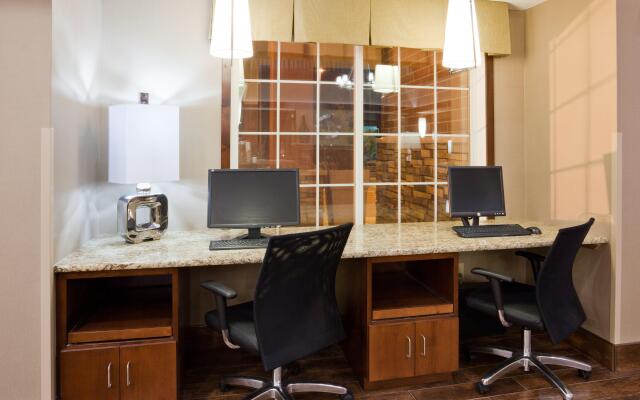 Holiday Inn Express Hotel & Suites St. Cloud by IHG