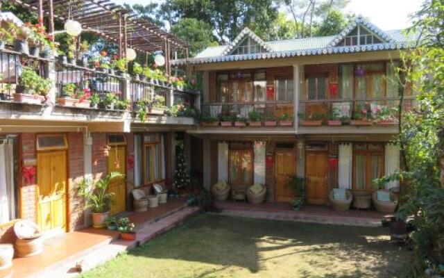 Live Away Home 1 - Kalimpong