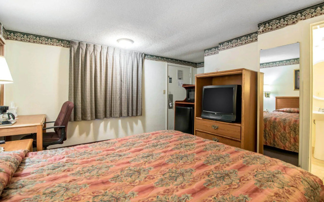 Rodeway Inn & Suites Ithaca South