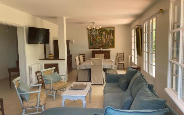 Belle villa provençale avec piscine classée 4 étoiles