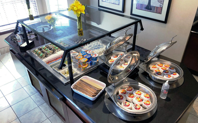 Staybridge Suites Philadelphia Valley Forge 422 by IHG