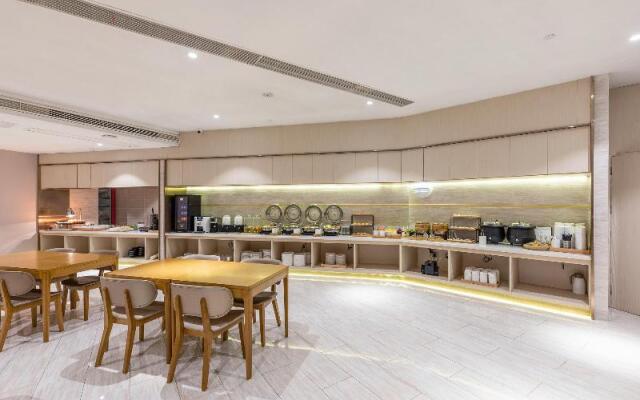 Ji Hotel Wuhan Guanggu Software Park Minzu Avenue