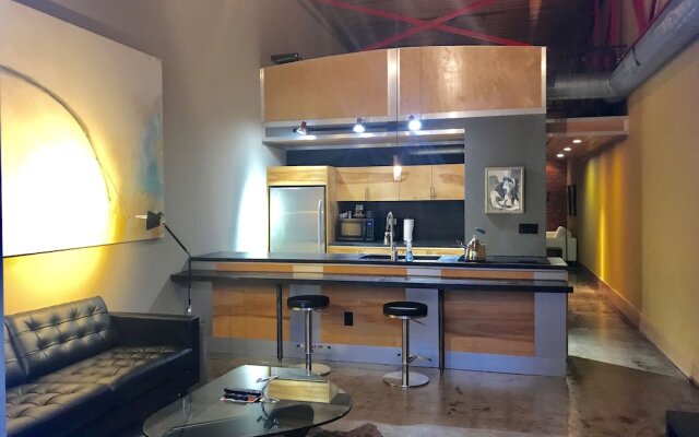 The Hangar Lofts Hotel