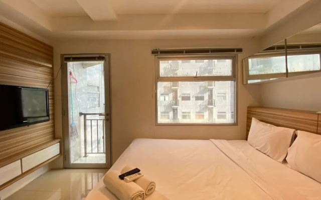 Artsy Private Studio Room At Grand Asia Afrika Bandung Apartment – Guest Rooms – Bandung