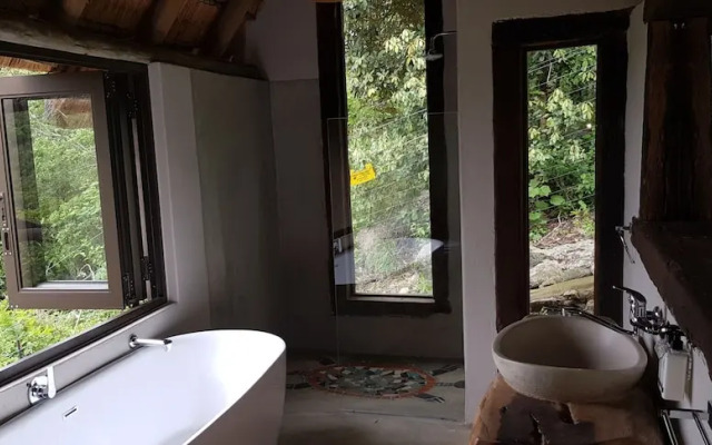 Oluchi Lodge