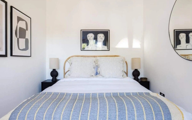 The Shadwell Secret - Contemporary 4bdr House