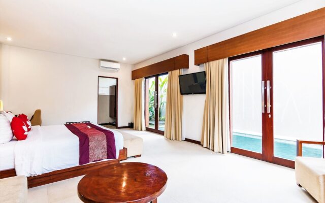 ZEN Premium Umalas Bumbak Villa
