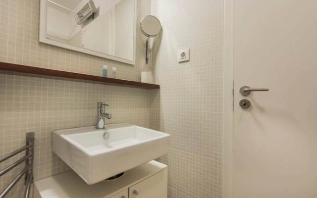 Comfortable Apartment in Campo Pequeno