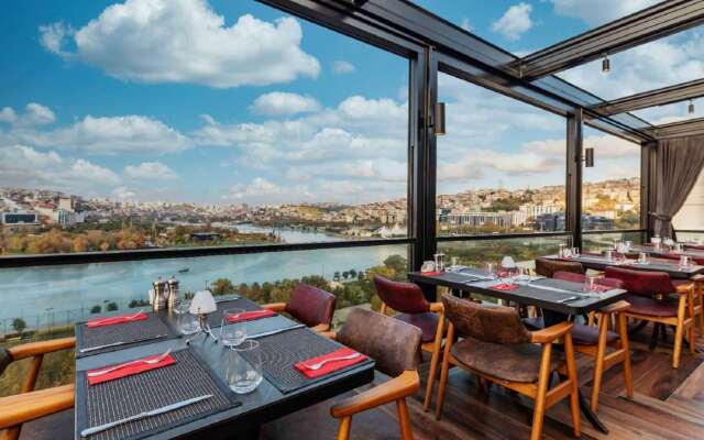 Ramada by Wyndham Istanbul Golden Horn