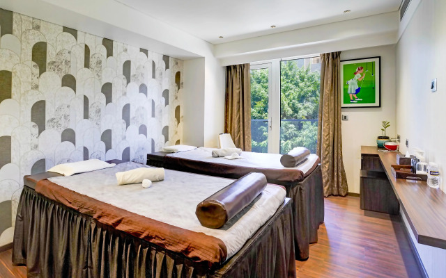 Palette Magarpatta City formerly Emerald Guestimony