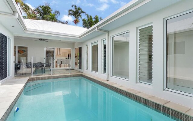 Laguna Retreat