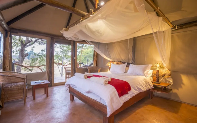 Mukambi Fig Tree Bush Camp – All Inclusive