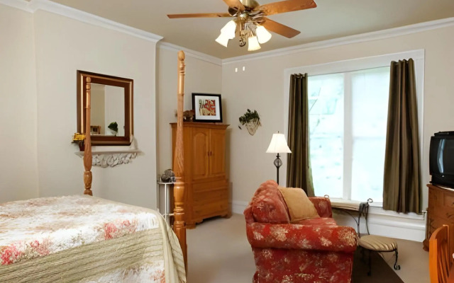 Lyndon House B&B