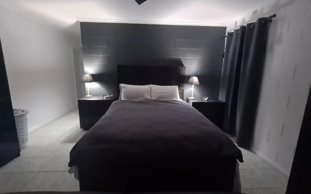 Emthree Seaside Apartments