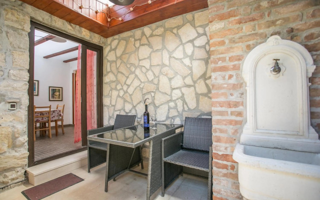 Garden Apartment Hotel