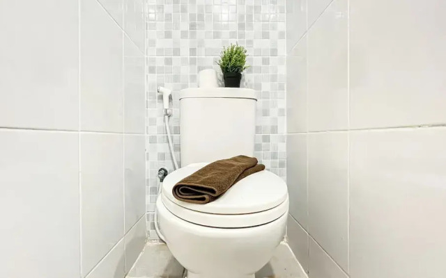 Modern Basic Studio At Tokyo Riverside Pik 2 Apartment