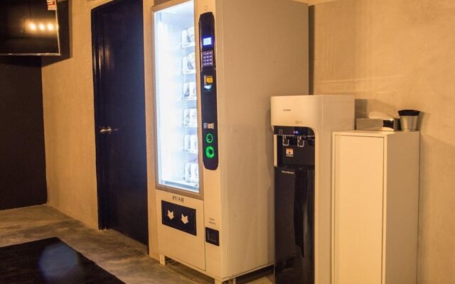 Modular Langkawi Capsule Hotel - Hostel