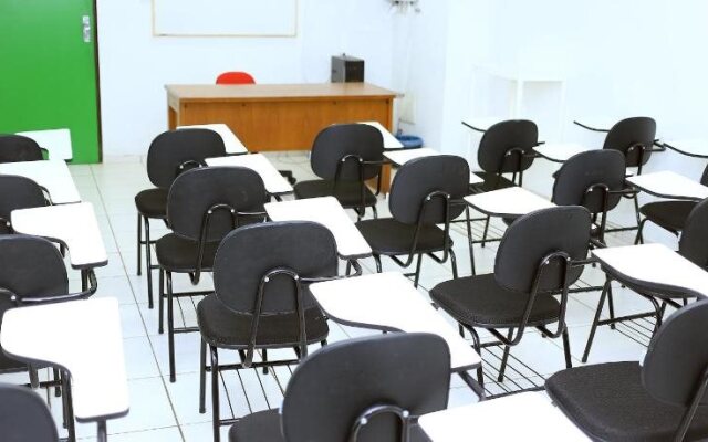 Boulevard Park Hotel