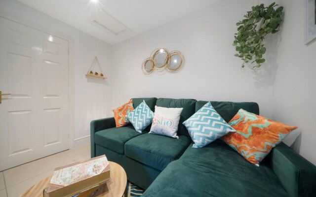 Lovely Little House, Free Parking, Smart tv, Wifi