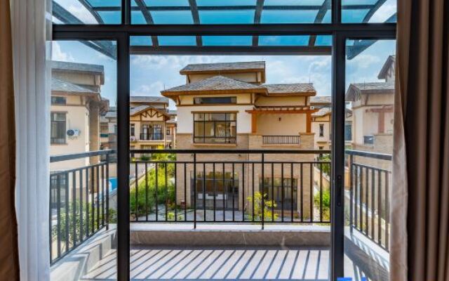 Yingde Baodun Lake Pool Hot Spring Villa