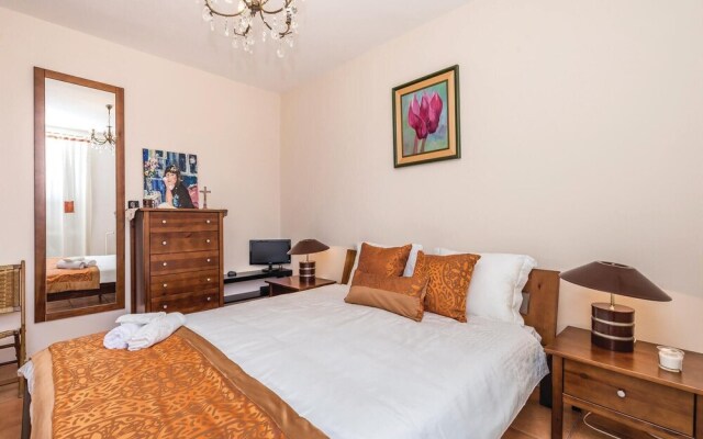 Nice Home in Barbat With Wifi and 3 Bedrooms