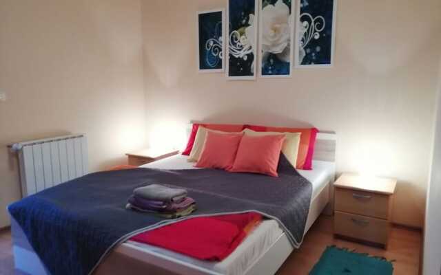 Classy Apartment in Pula With Swimming Pool